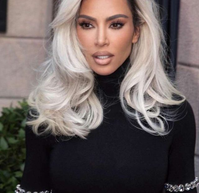 Kim Kardashian (9)